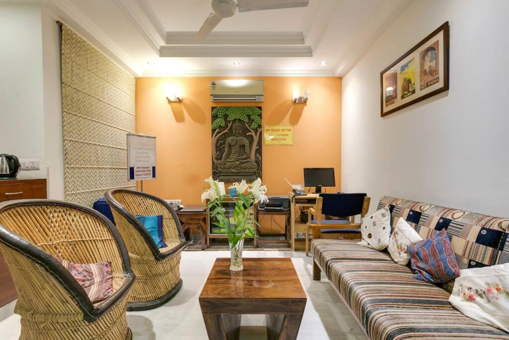 Tree Of Life Bed & Breakfast Yeni Delhi Dış mekan fotoğraf